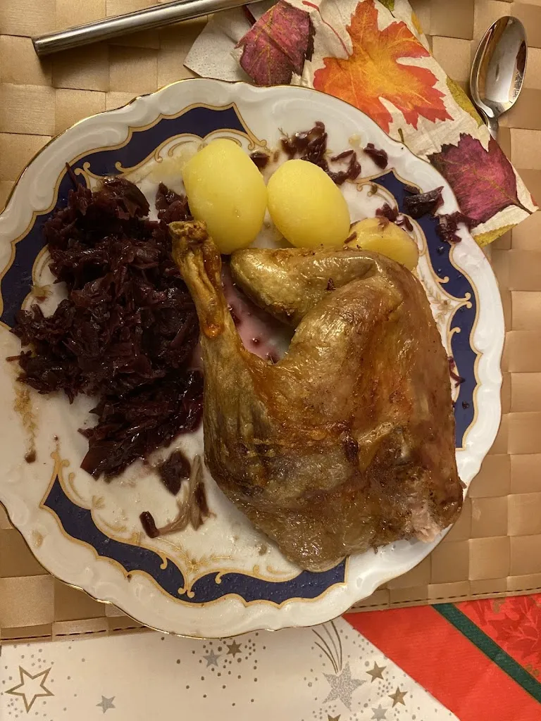 Tjalf Nienaber_Im Wiesengrund_Bremerhaven_review