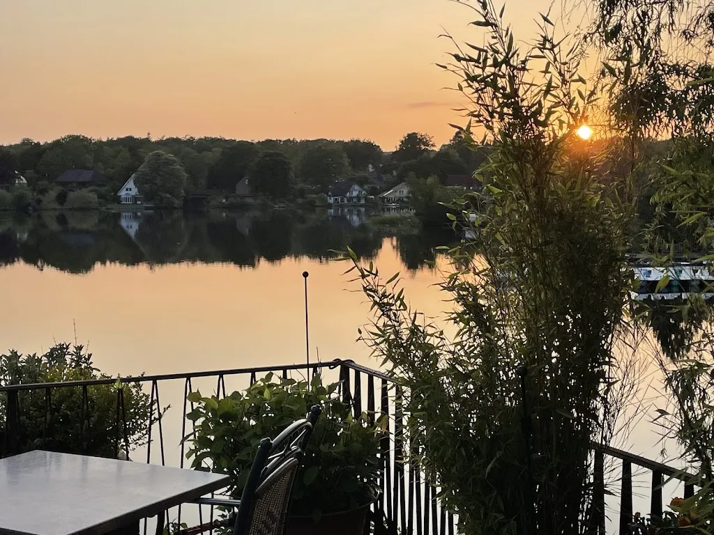 Eirik Magnus Bjelland_Zum Weissen Ross_Mölln_reseña