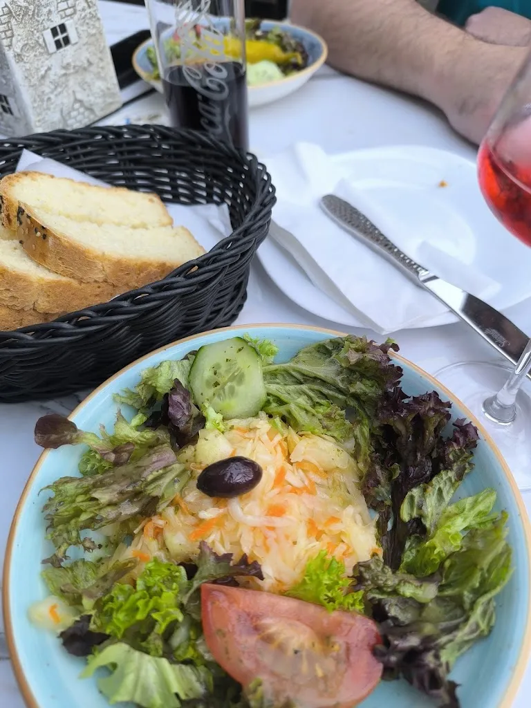 Restaurant Ydrama_Moorrege_slider_image_3