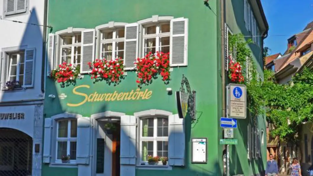 Zum Schwabentörle restaurant in Breisgau