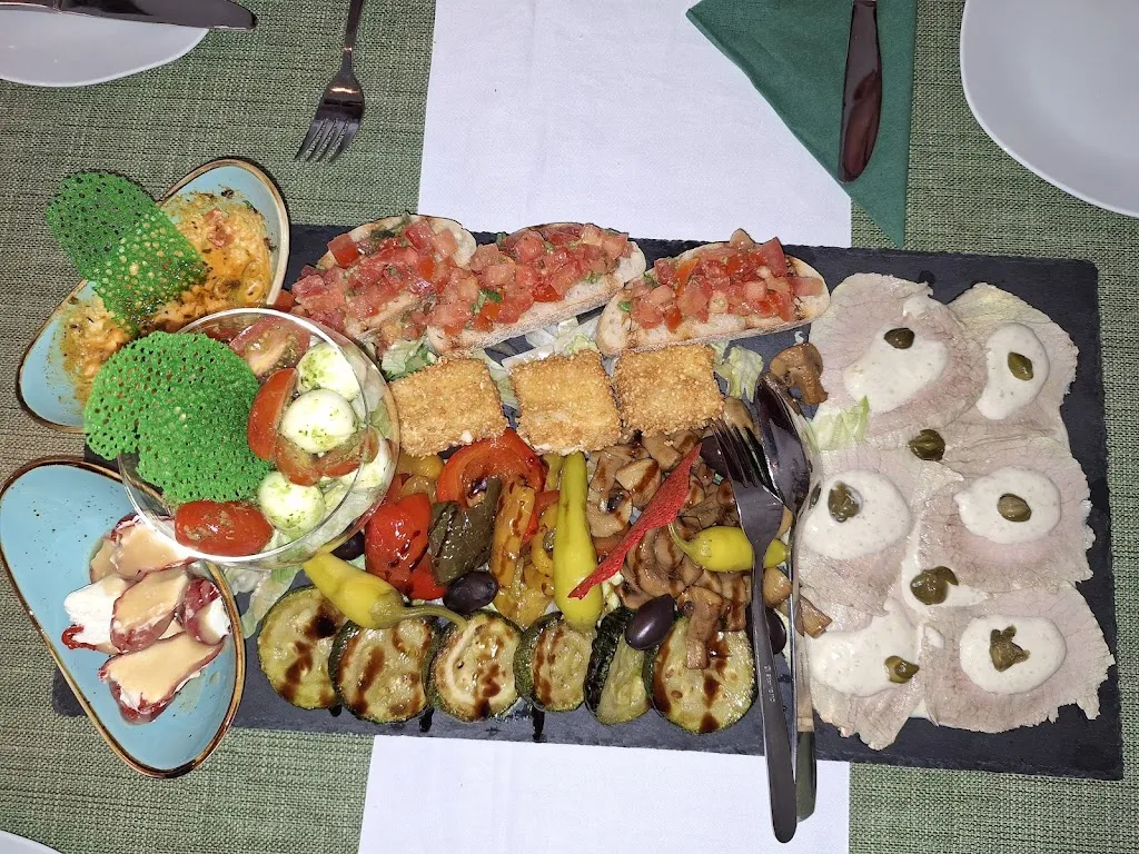 Menu_Restaurant & Hotel Iris - Bad Segeberg_Segeberg_image_2