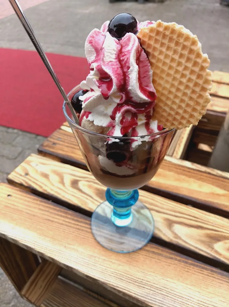 Menu_Hüssis Eiscafe_Nordhastedt_immagine_6