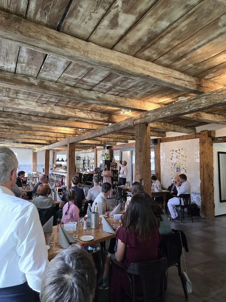 Hinrich Eberhardt_Brasserie Hoyerswort_Oldenswort_review