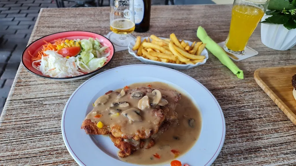 Phil Wright_Wirtshaus Burghof_Brüggen_review