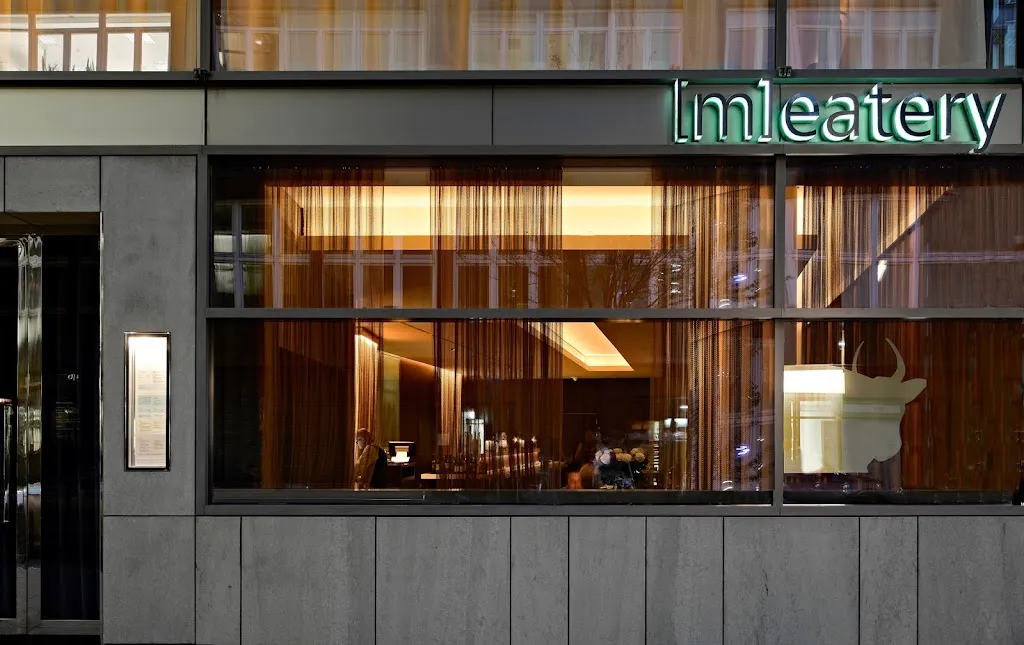 [m]eatery restaurant & botanist bar Hamburg restaurant in Hamburg