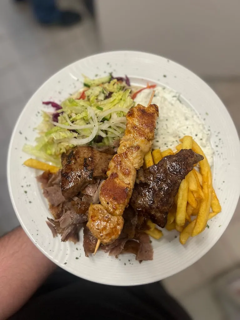 Techauer Grill_Ratekau_slider_image_2