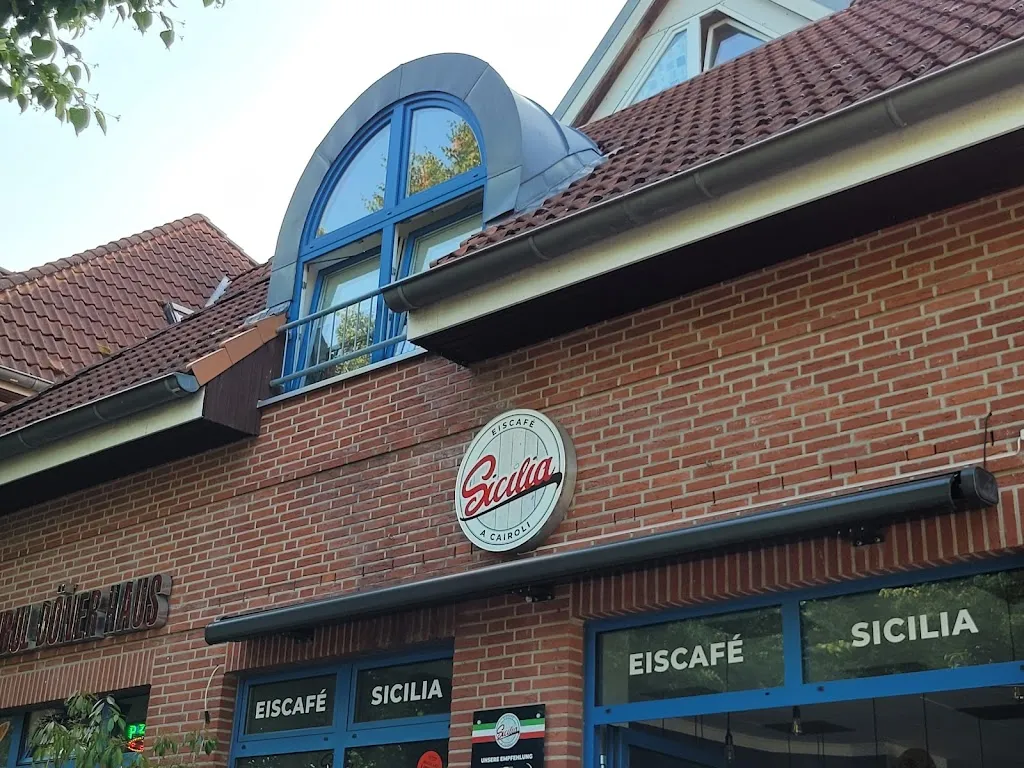 Eiscafé Sicilia restaurant in Ratekau