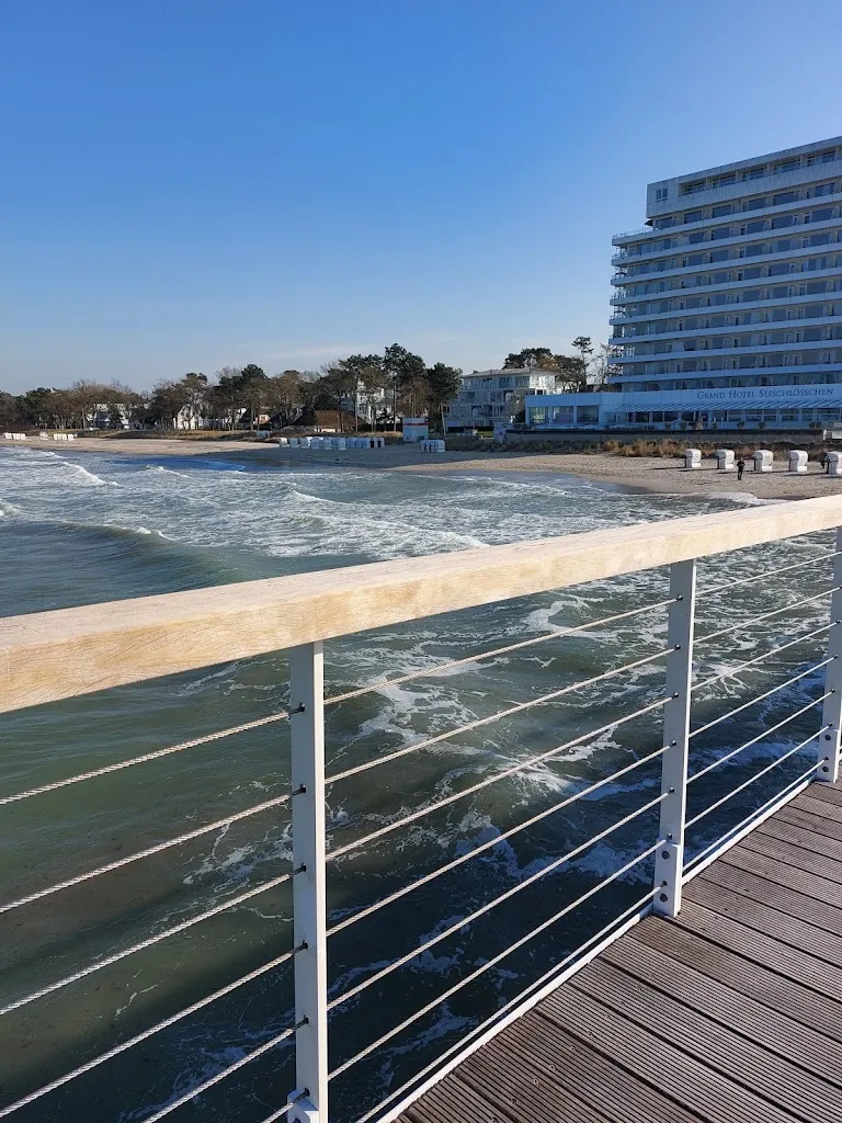 Bethany_Seeschlösschenbrücke_Strand_review