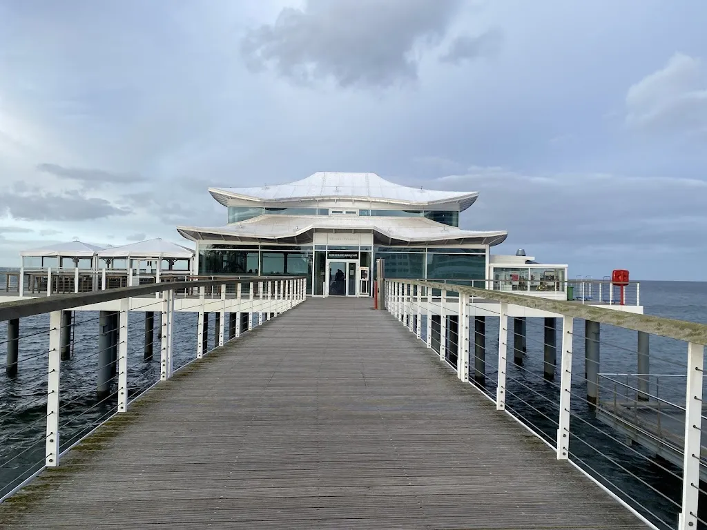 Seeschlösschenbrücke_Strand_slider_image_2