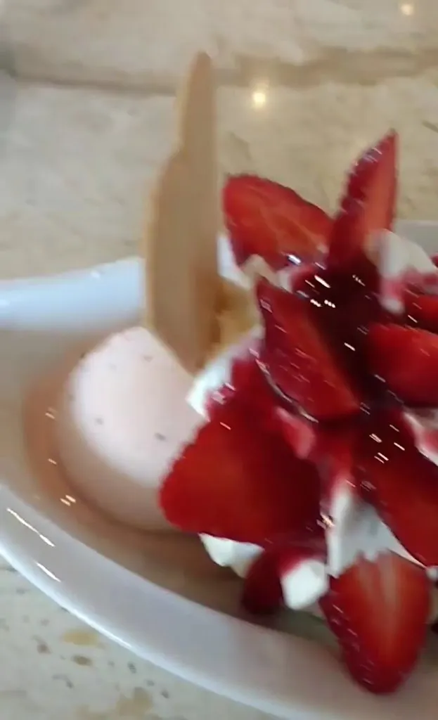 Eis Pavillon Pelz_Ratzeburg_slider_image_2