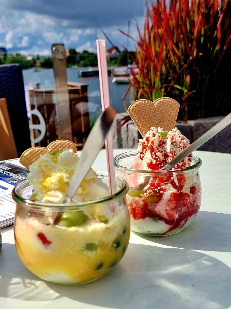Ice cream café Bruhn restaurant in Ratzeburg