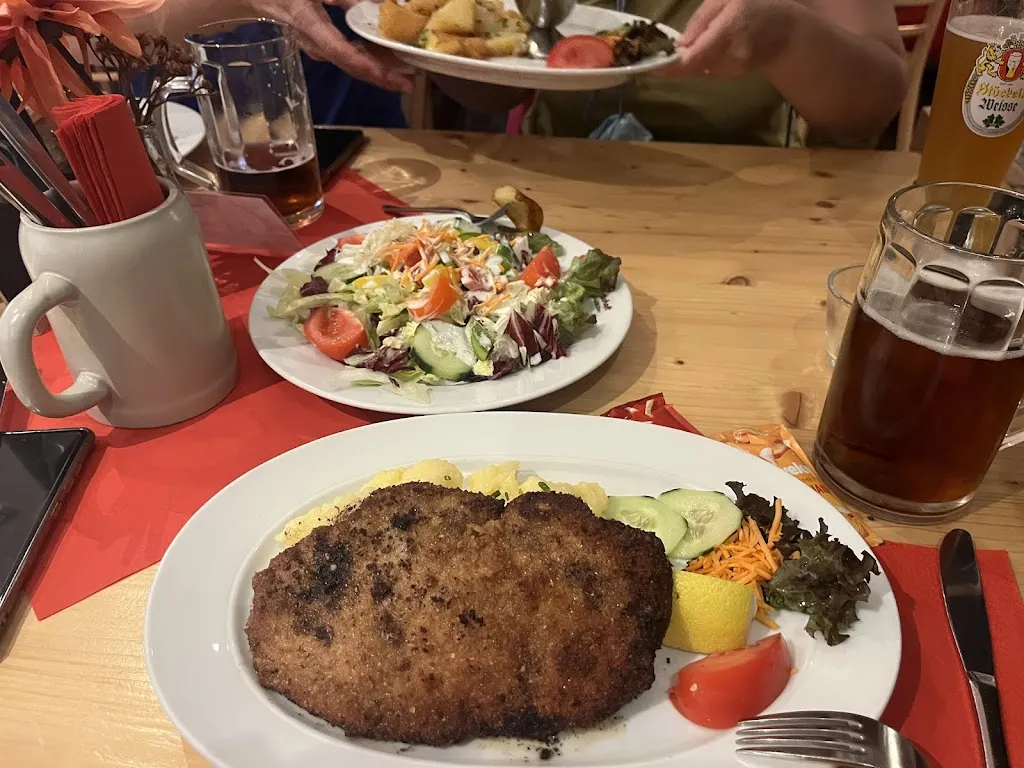 Asya_Schäufelewärtschaft_Nürnberg_review