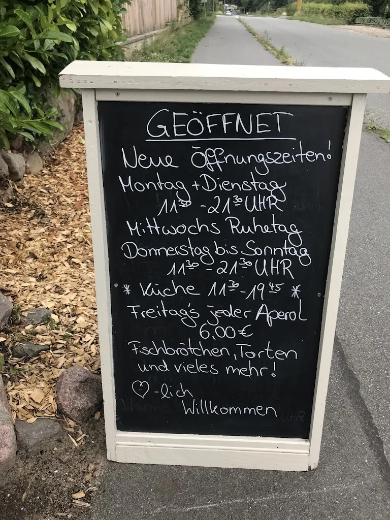 S K_Schlei Kate_Boren_review