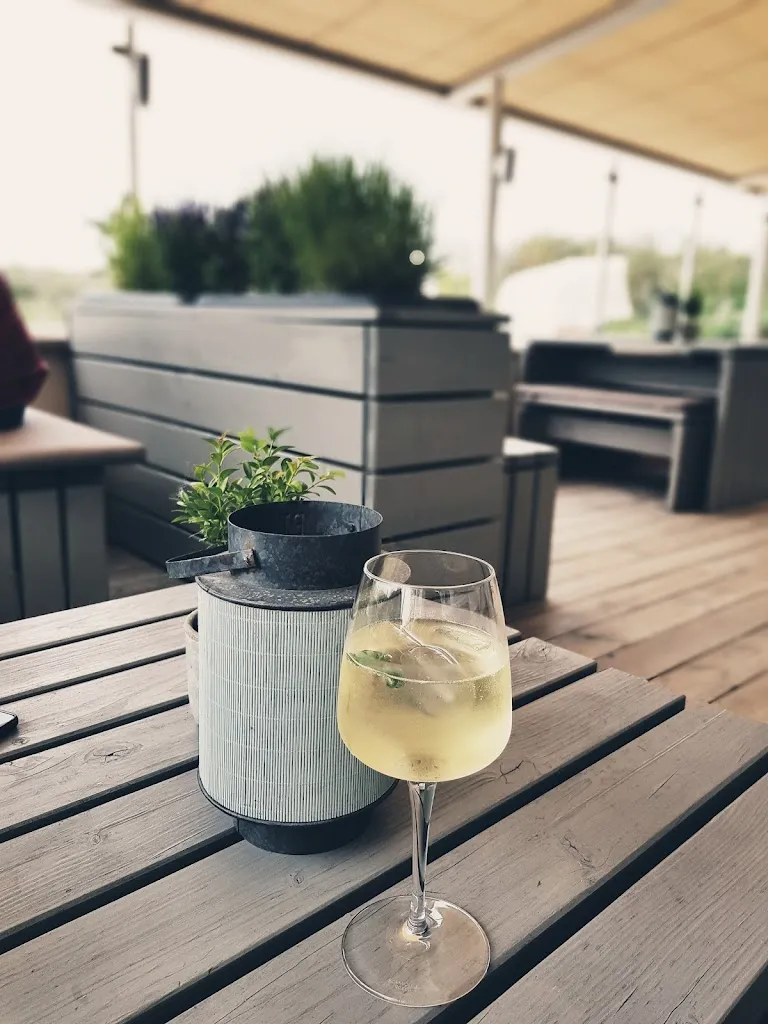 Menu_STRANDLIEBE / Restaurant-Cafe-Bar_Holstein_image_8