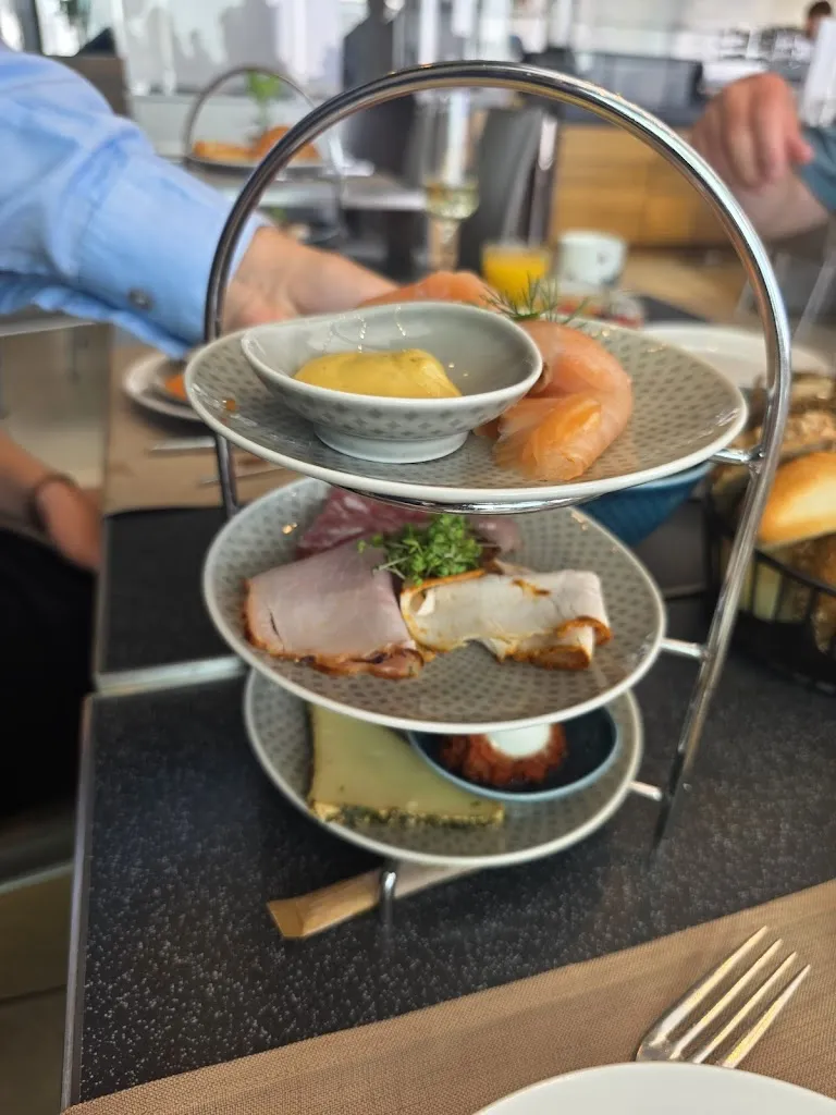 conny burow_Käfer_Berlin_recensione