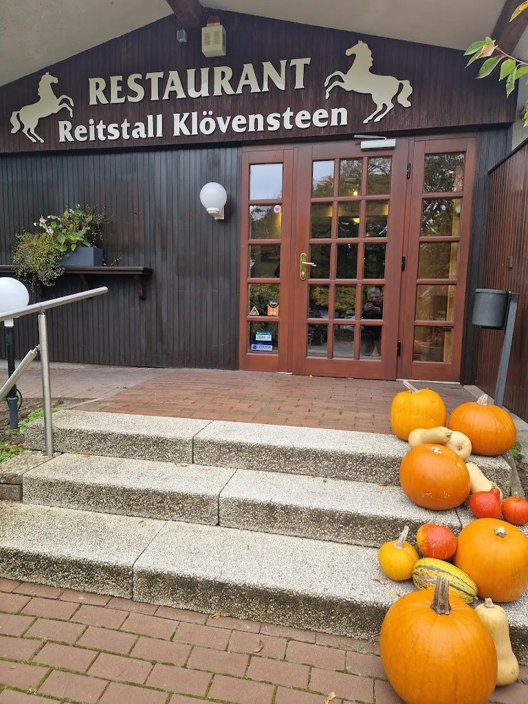Jens Broszeit_Restaurant Reitstall Klövensteen_Schenefeld_review