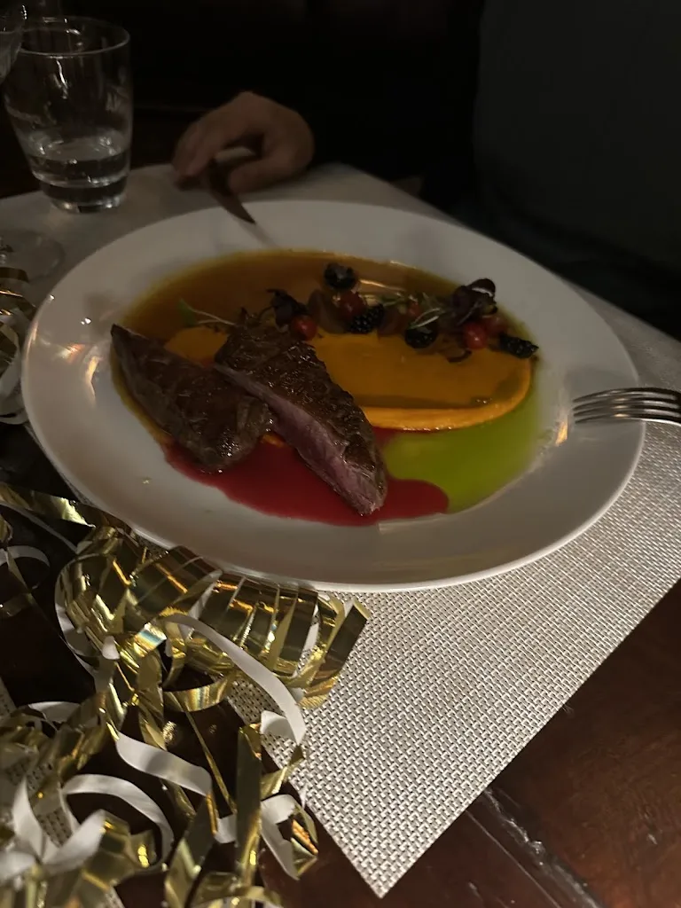 M A_Anleger 1870_Hamburg_review