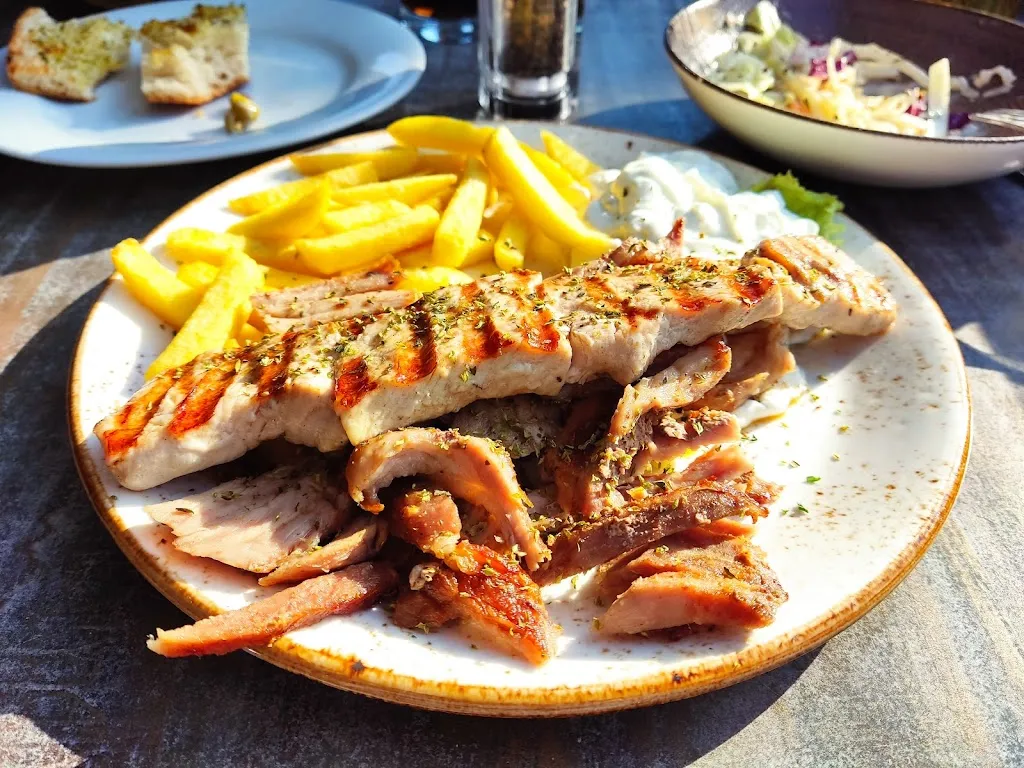 Lindos Grill_Schenefeld_slider_image_3