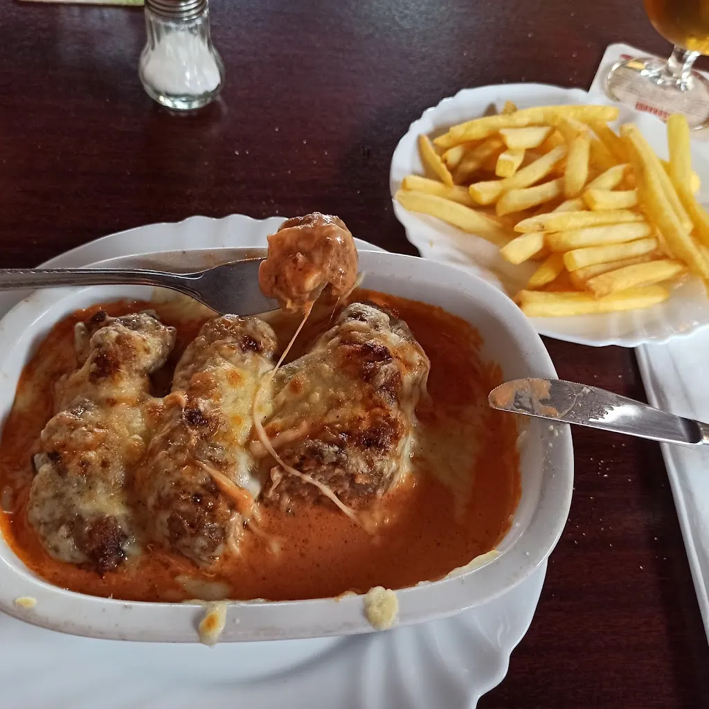 Taverna Bei Thomas_Schenefeld_slider_image_1