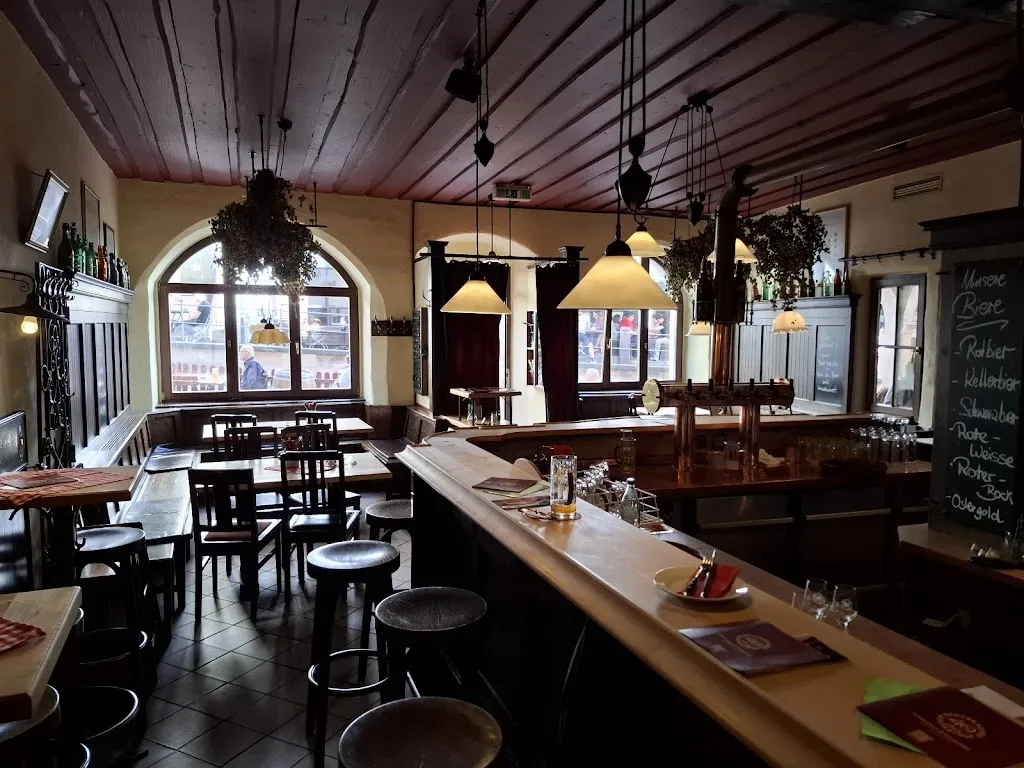 Hausbrauerei Altstadthof - Rotbierstüberl- Brauerei und Whiskydestillerie und Gastronomie restaurant in Nürnberg