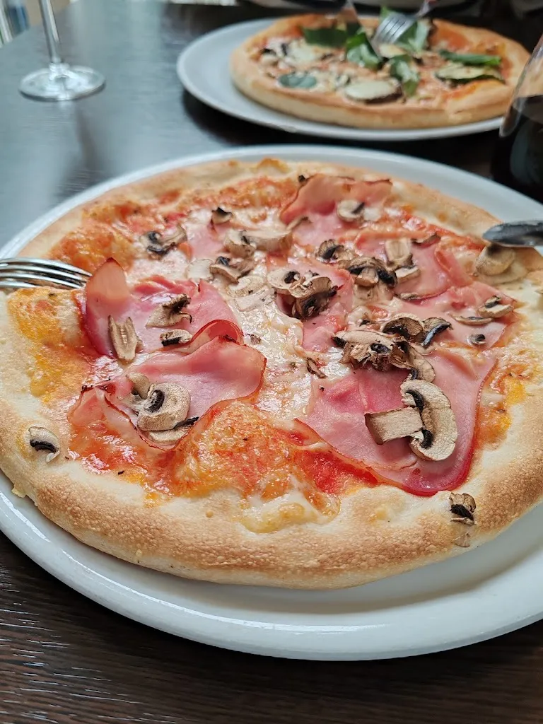 Menu_Pizzeria La Cantina_Schönberg_image_5