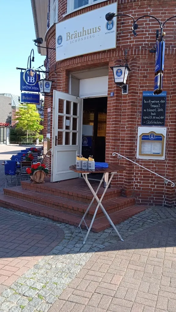 Bräuhuus Schönberg restaurant in Schönberg