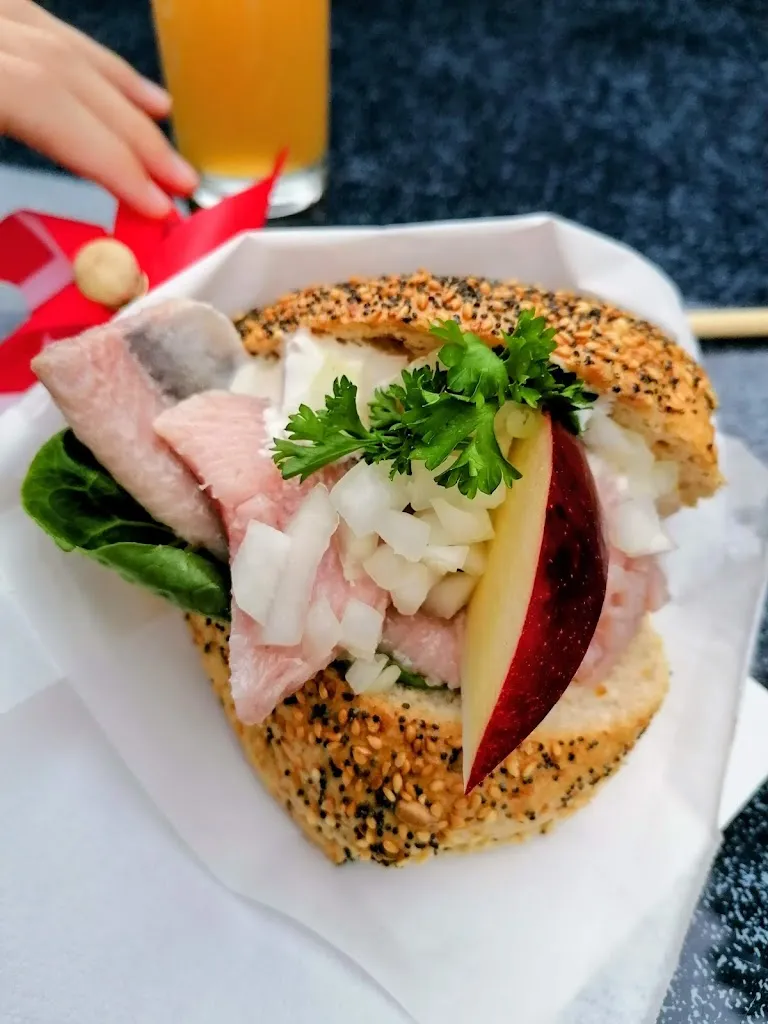 Jonnas Fisch Imbiss_Steinbergkirche_slider_image_3