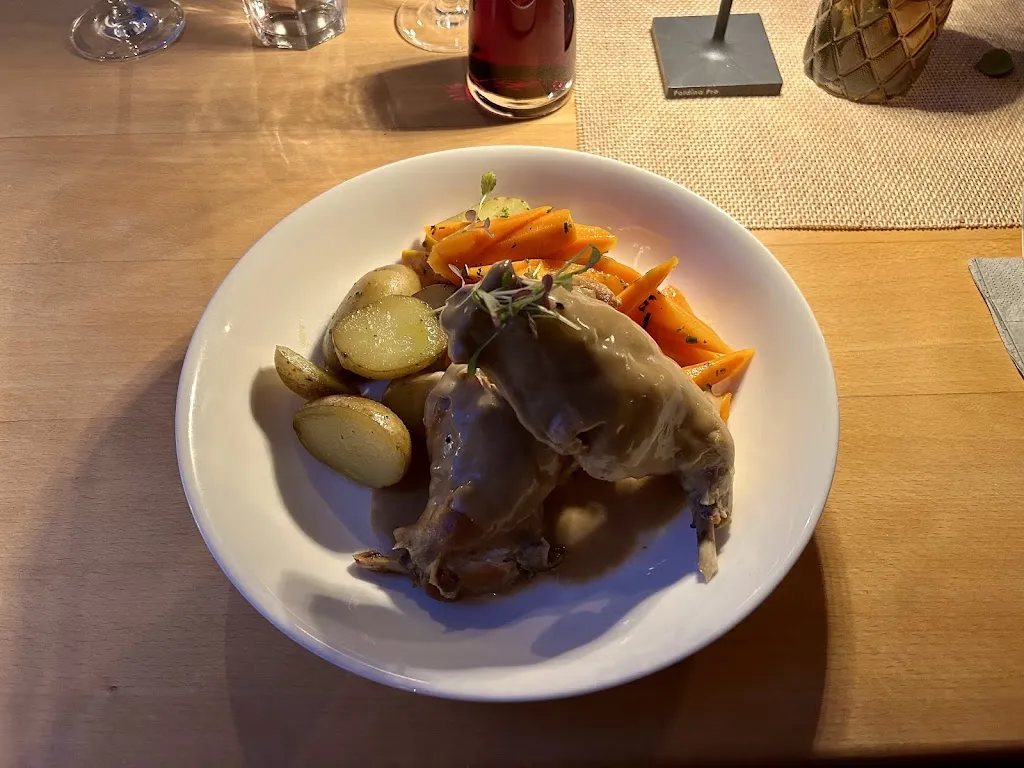 Christian Hofmann_Stolper Fährkrug_Peene_avis