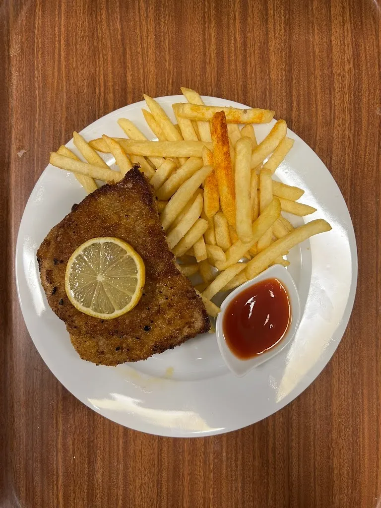 Sportgaststätte Zur Biene restaurant in Hagenbüchach