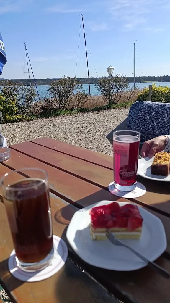 Gaststätte, Pizzeria und Biergarten Seeblick - Christian Gradl_See_slider_image_2