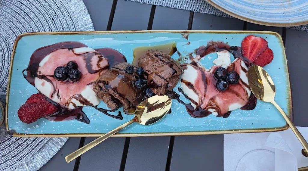 La Famiglia Restaurant_Stockelsdorf_slider_image_3