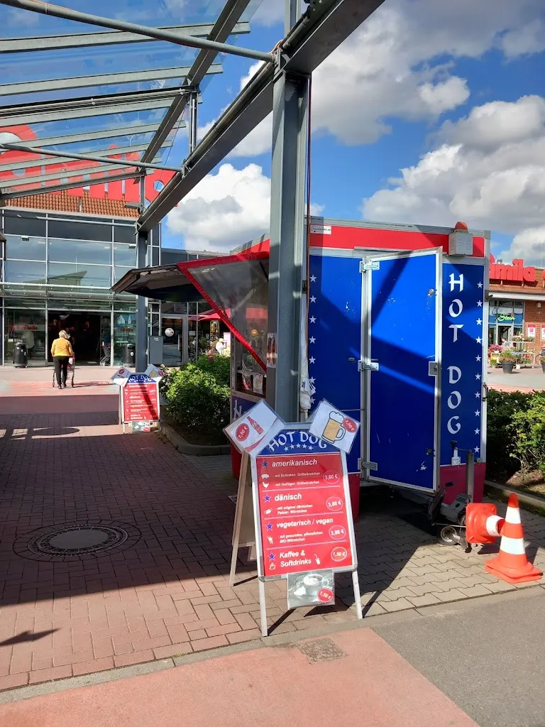 HotDog de luxe , Jan Becker_Stockelsdorf_slider_image_1