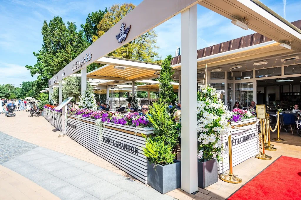 Cafe Wichtig_Strand_slider_image_1