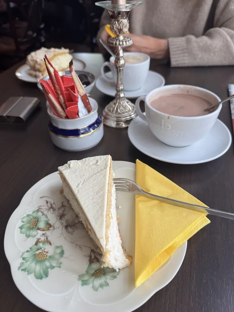 Cafe Old School_Tüttendorf_slider_image_2