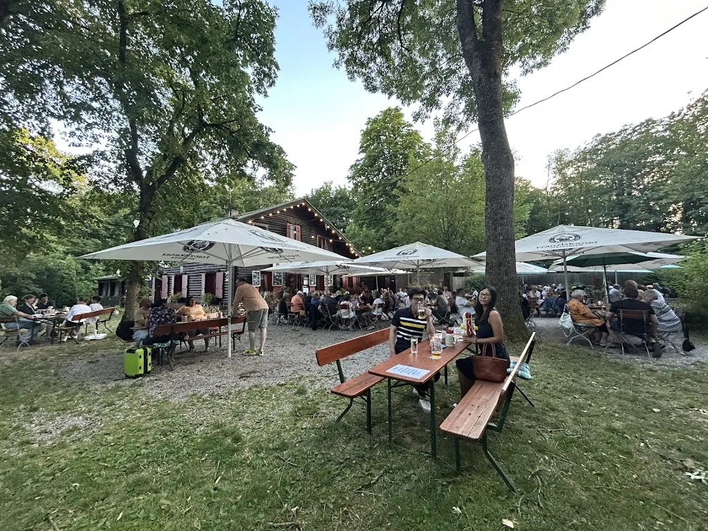 Benoit Derat_Gitti´s WALDWIRTSCHAFT Haar_Haar_review