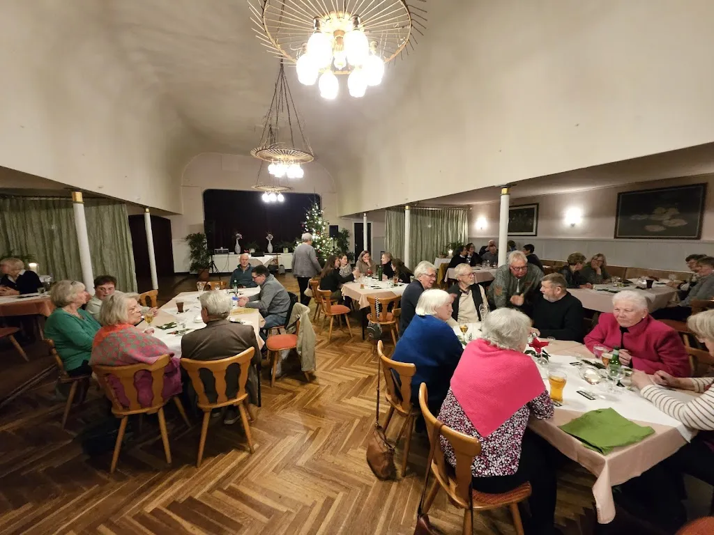 Kühl's Gasthof / Saalbetrieb restaurant in Wasbek