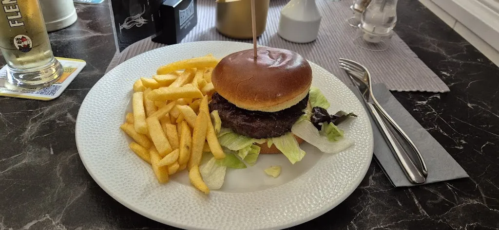 Roter Hahn im Nordfriesischen Haus_Tönning_slider_image_3