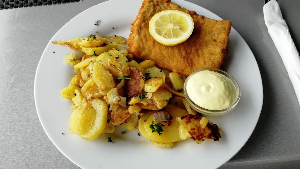 Fischhandlung-Fischimbiss Meike Guszinski_Tönning_slider_image_3