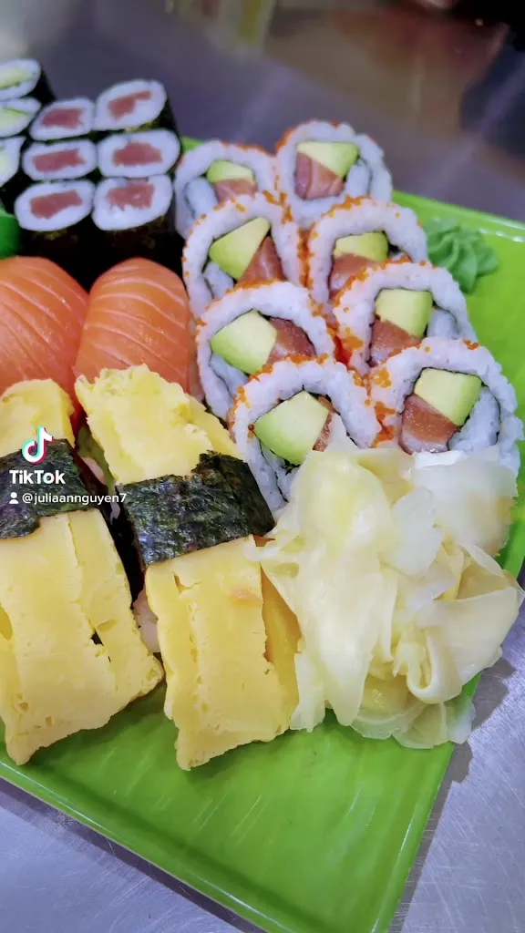 Van Minh Tokyo_Haar_slider_image_2