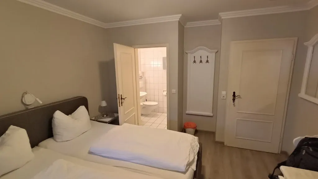 Kolls Gasthof Inhaber Hans-Heinrich Koll_Weddingstedt_slider_image_3