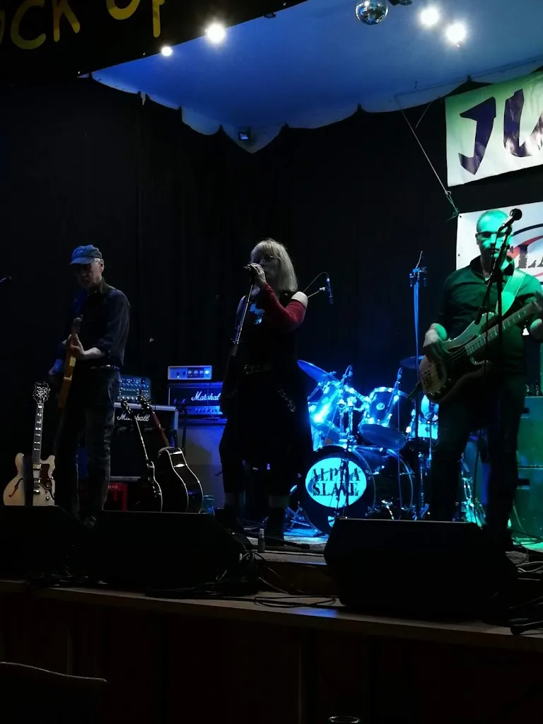 Kirchspielkrug Inh.H.Speck restaurant in Weddingstedt