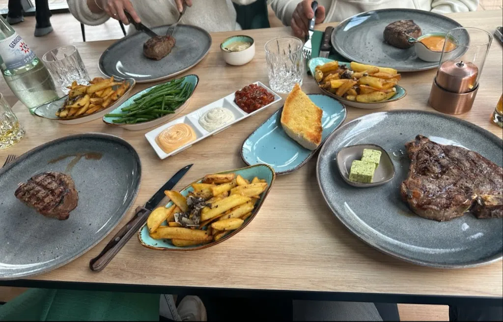 Jotin‘s STEAKHOUSE Wentorf_Hamburg_slider_image_3