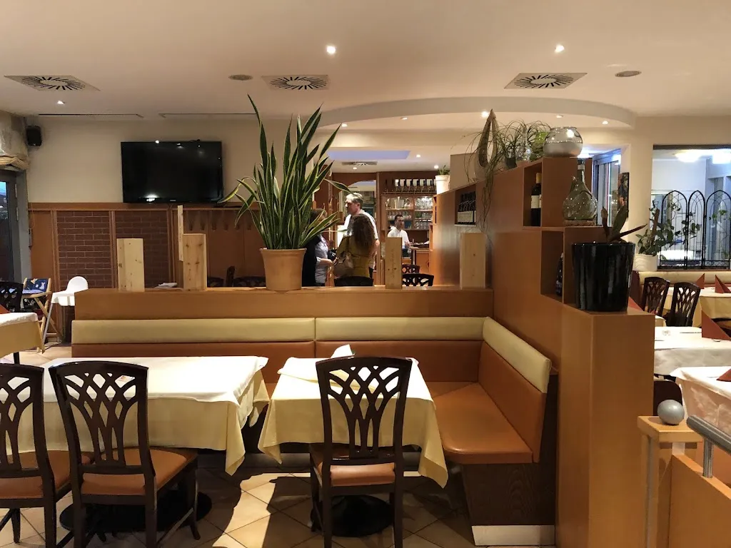 conhas thakkar_Iseo Ristorante Pizzeria_Haar_review