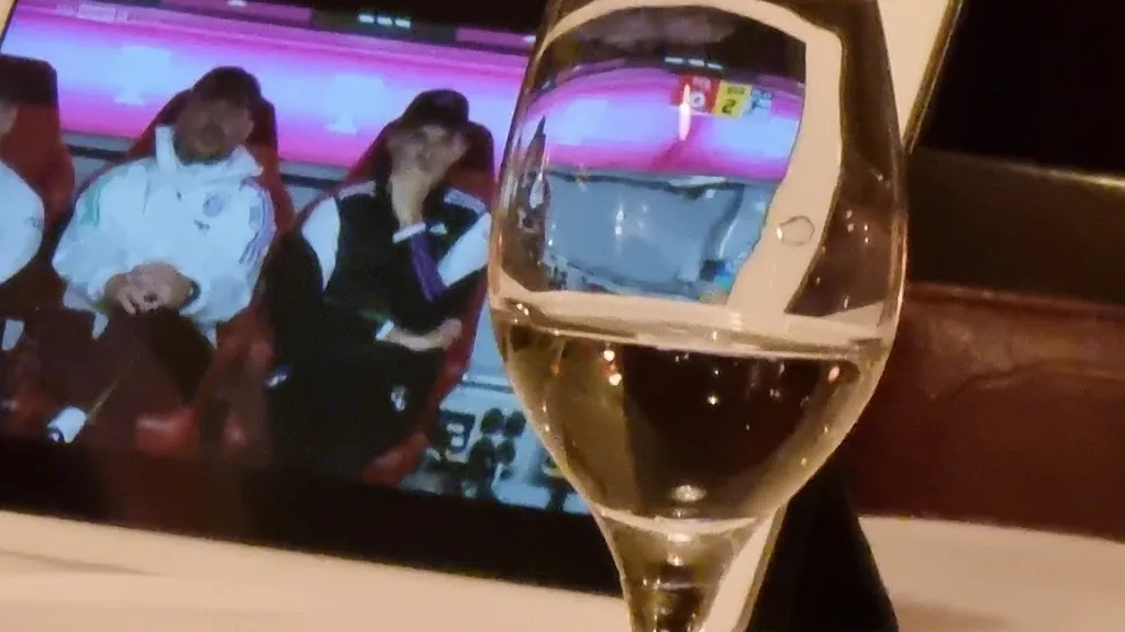 Landhotel "Gasthof Oldenwöhrden" restaurant in Wöhrden