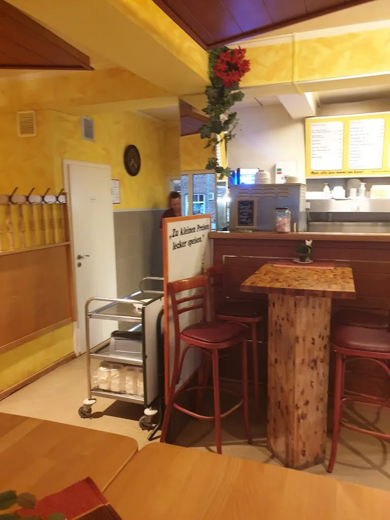 Karin´s Futterkrippe_Wilster_slider_image_3