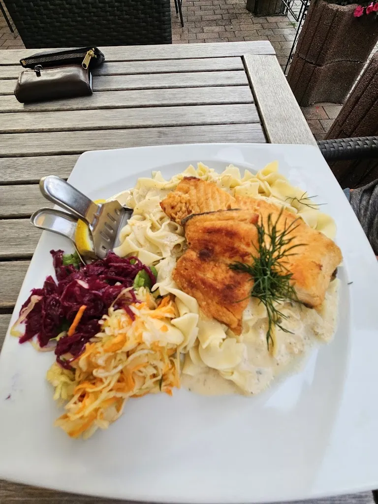 Simone Gehrisch_Gaststätte 