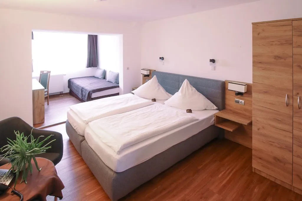 Hotel Restaurant Weinberg_Artern_slider_image_2