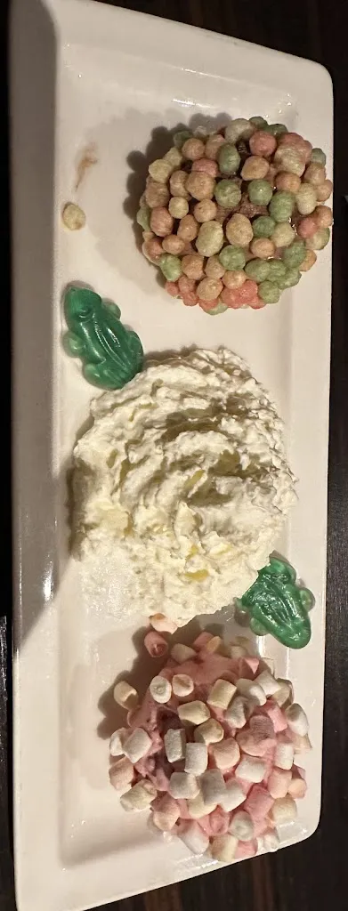 T. B._Round table & Royal tavern_Günzburg_review