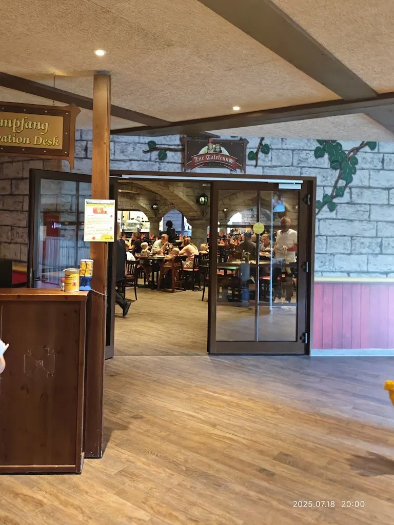 Round table & Royal tavern ristorante a Günzburg