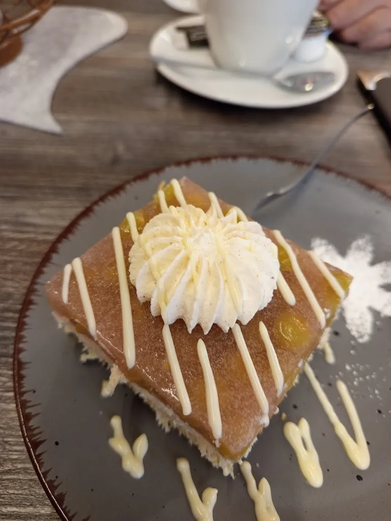 Café Am Schiefen Turm_Frankenhausen/Kyffhäuser_slider_image_2